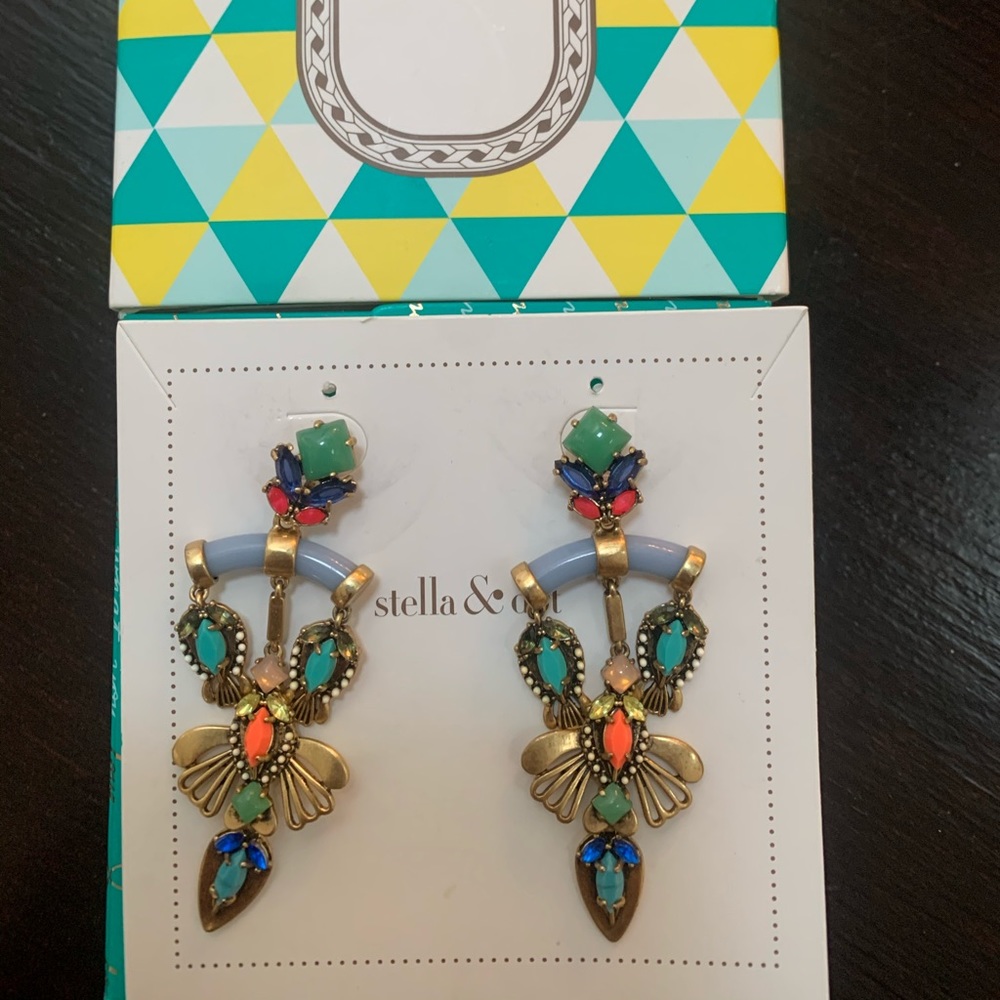 Stella and dot chandelier earrings
